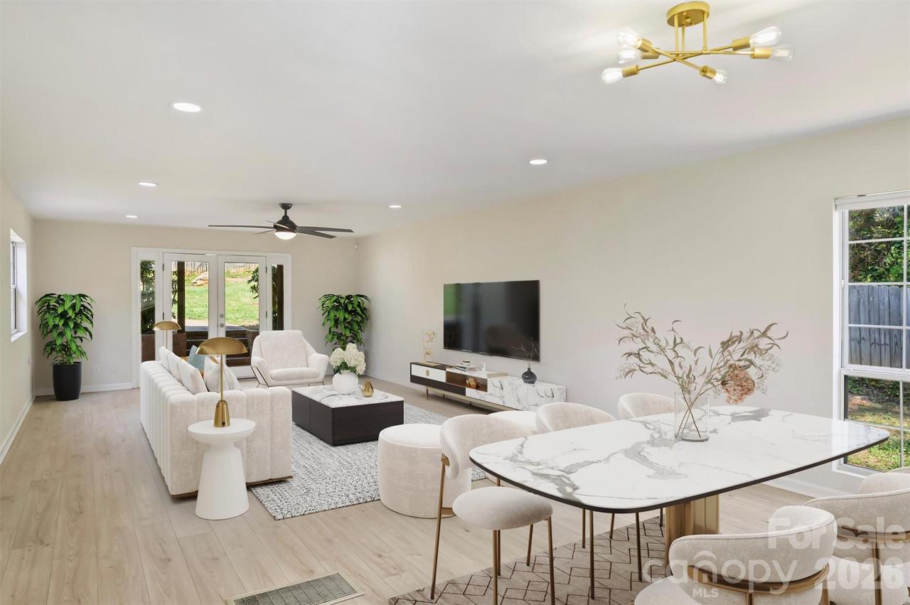 5447 Alpine Ln., Charlotte, NC 28269