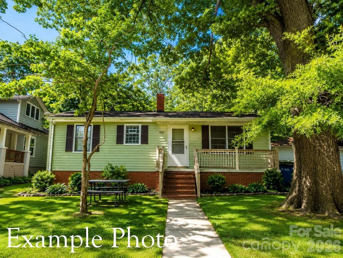 526 Hickory Ave., Statesville, NC 28677