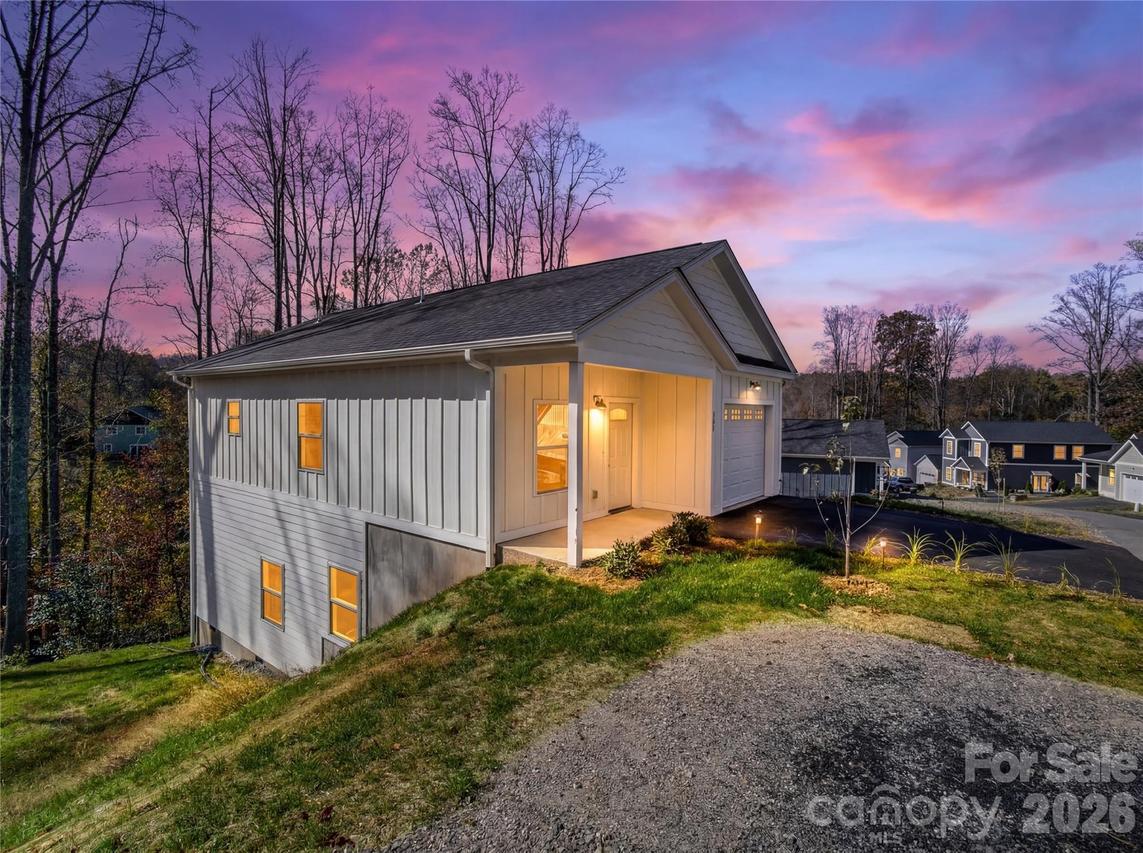 147 Northbend Dr., Asheville, NC 28804