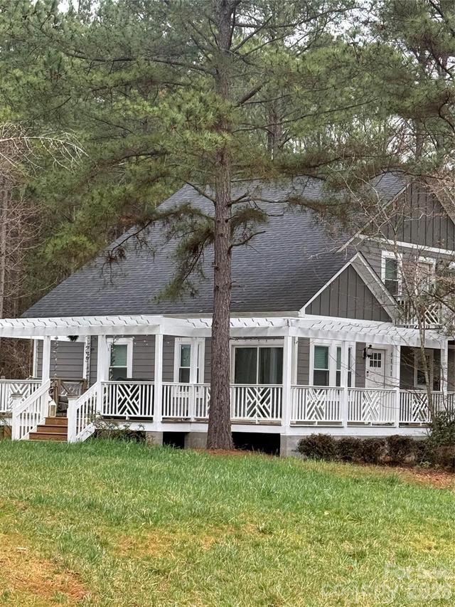 5111 Stockbridge Dr., Mount Holly, NC 28120