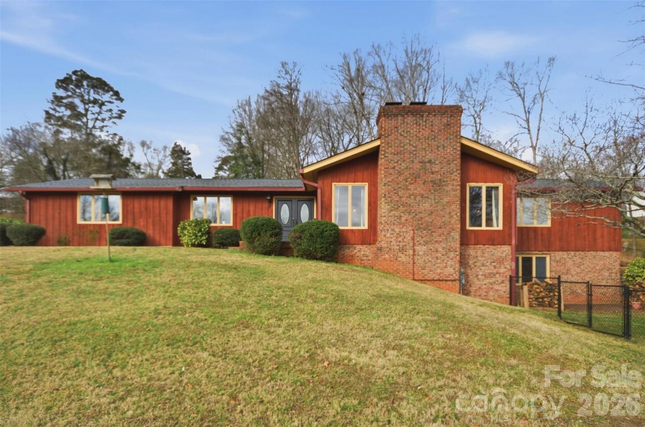 304 Honeysuckle Dr., Rutherfordton, NC 28139