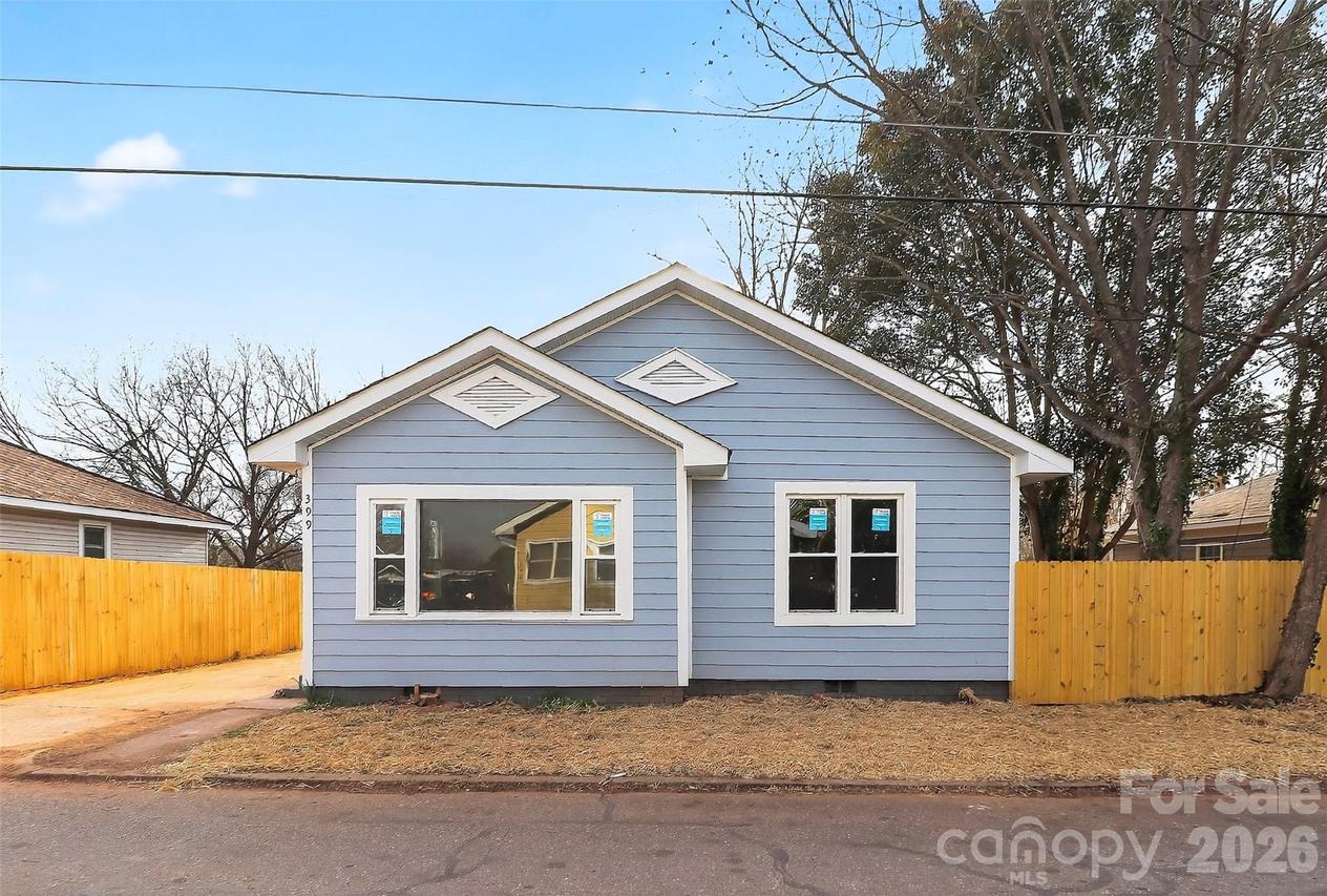 399 Woodlawn Ave., Cramerton, NC 28032