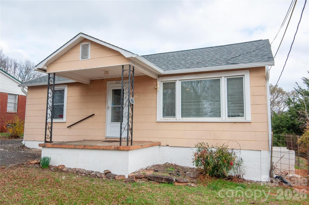 127 Bristol Rd., Statesville, NC 28677