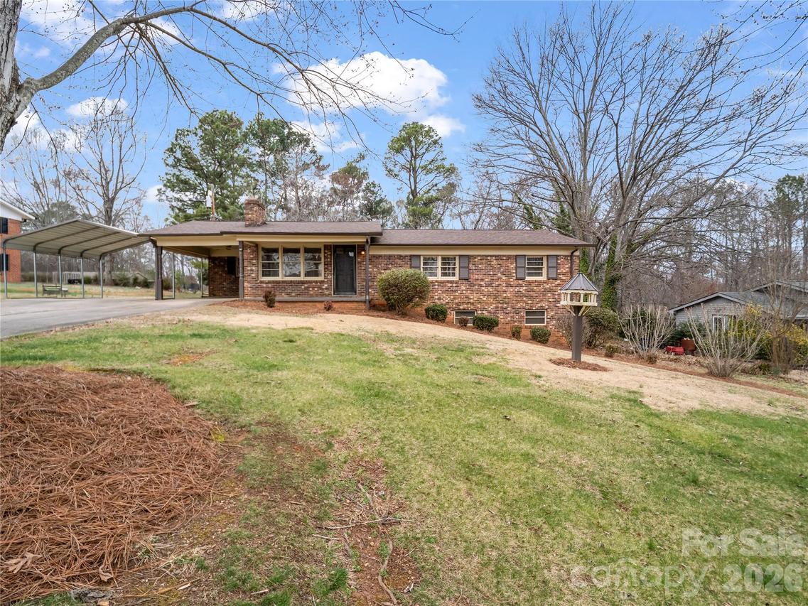 193 Oak Forest Dr., Forest City, NC 28043