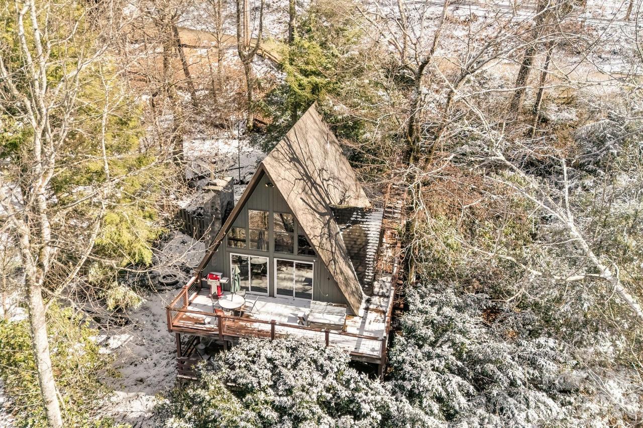 422 Glenaire Dr., Mars Hill, NC 28754