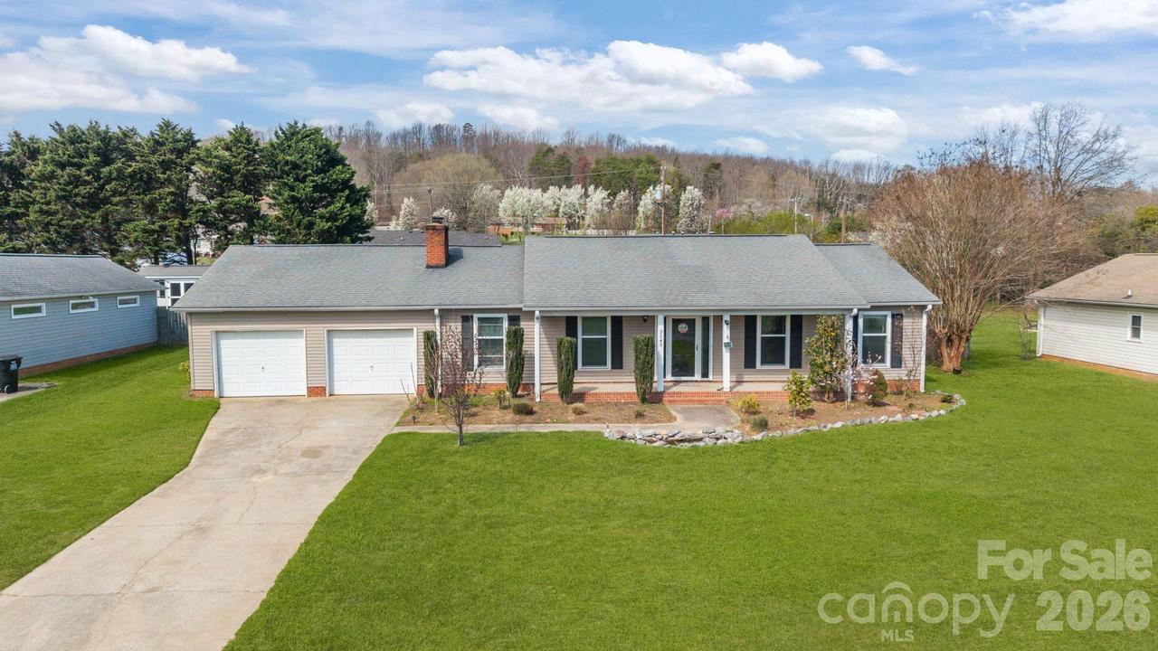 3545 Heather Ln., Gastonia, NC 28056