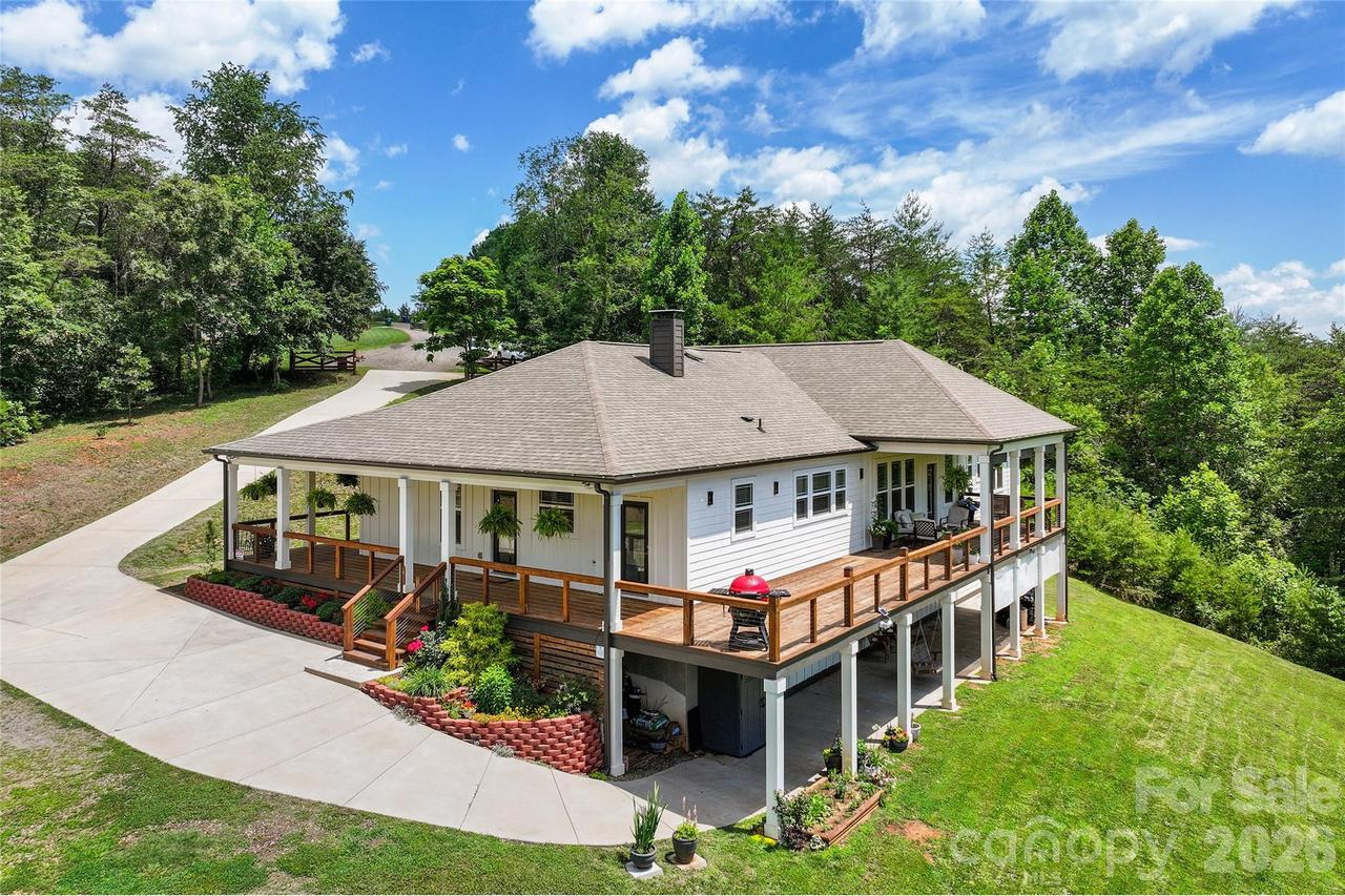 24 Chapel Hill Ln. #40, Leicester, NC 28748