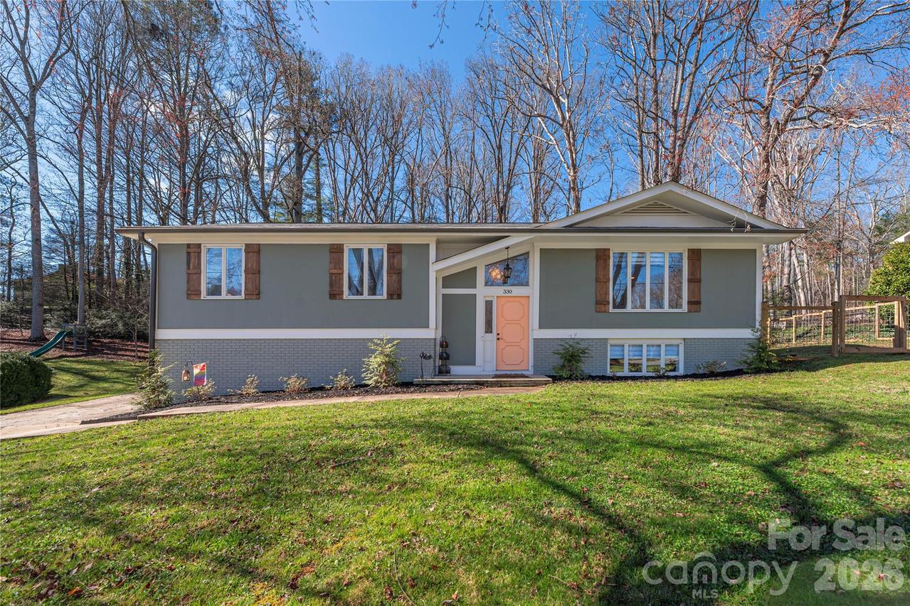 330 Woody Ln., Asheville, NC 28804