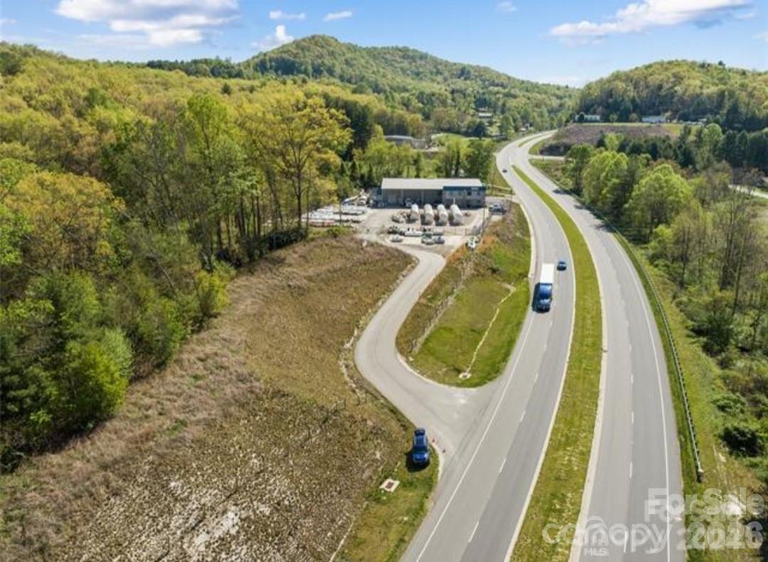 6045 Us 19e Hwy., Burnsville, NC 28714