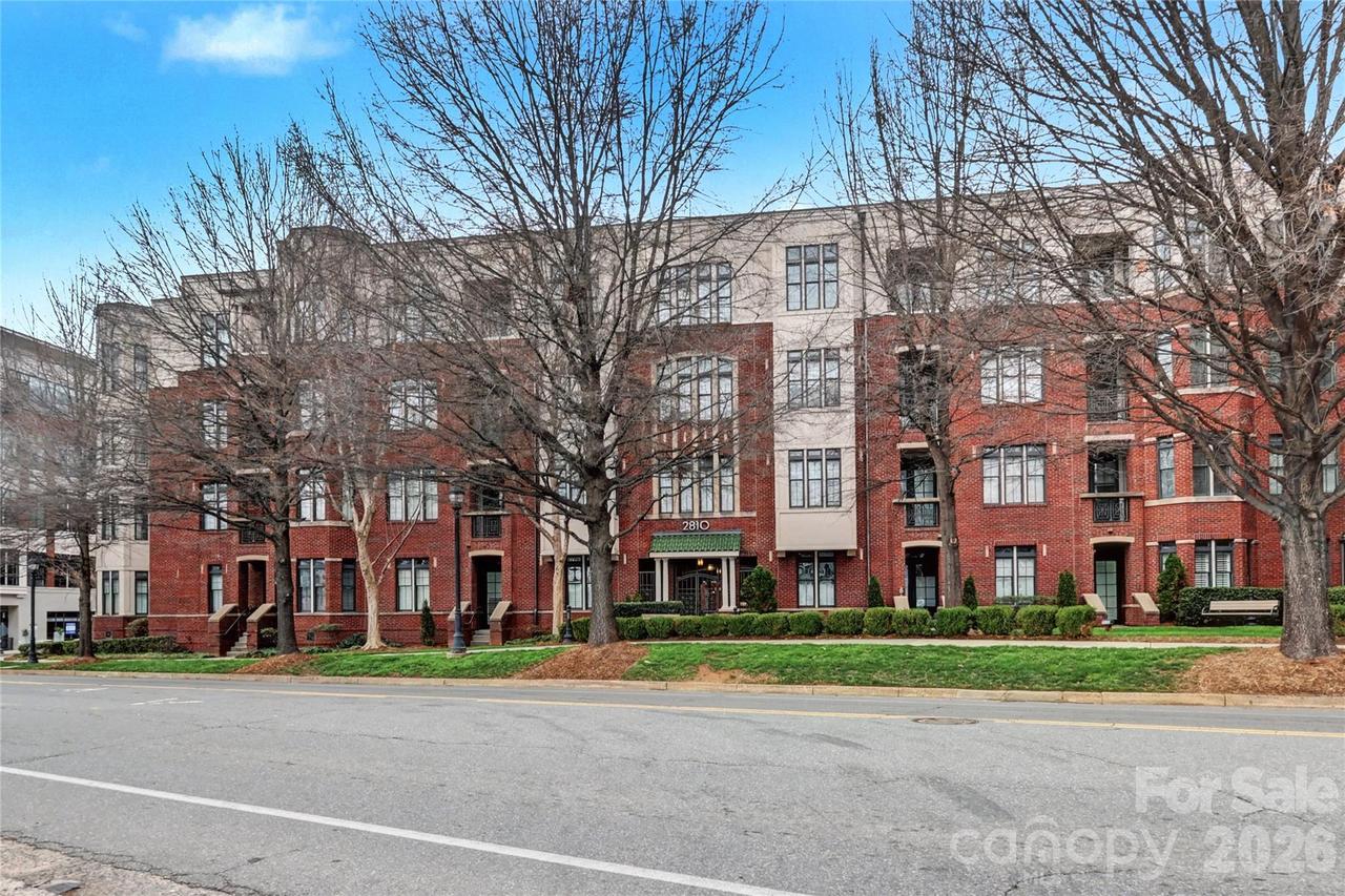 2810 Selwyn Ave. #114, Charlotte, NC 28209