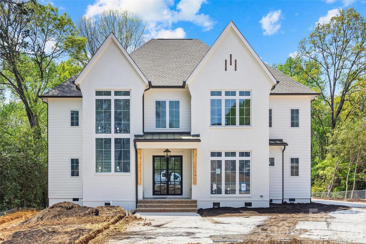 4628 Water Oak Rd., Charlotte, NC 28211