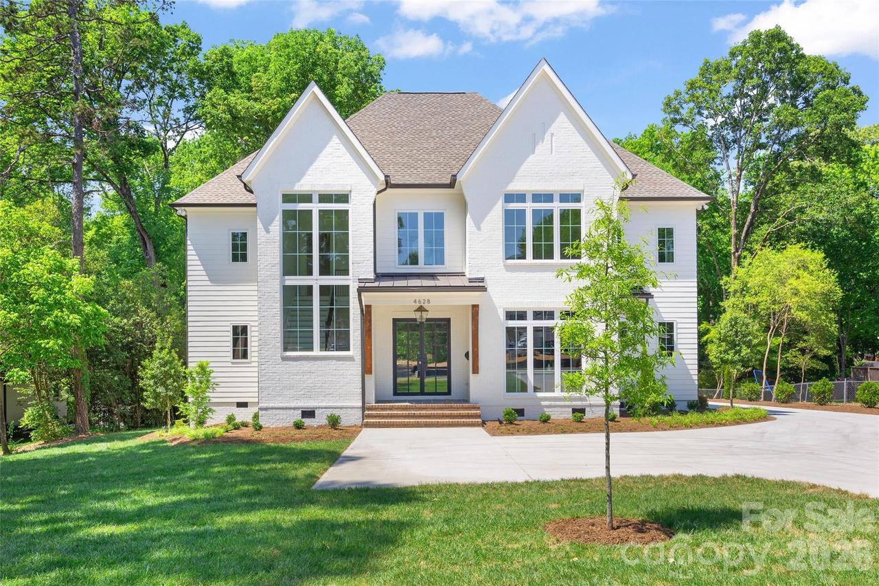 4628 Water Oak Rd., Charlotte, NC 28211