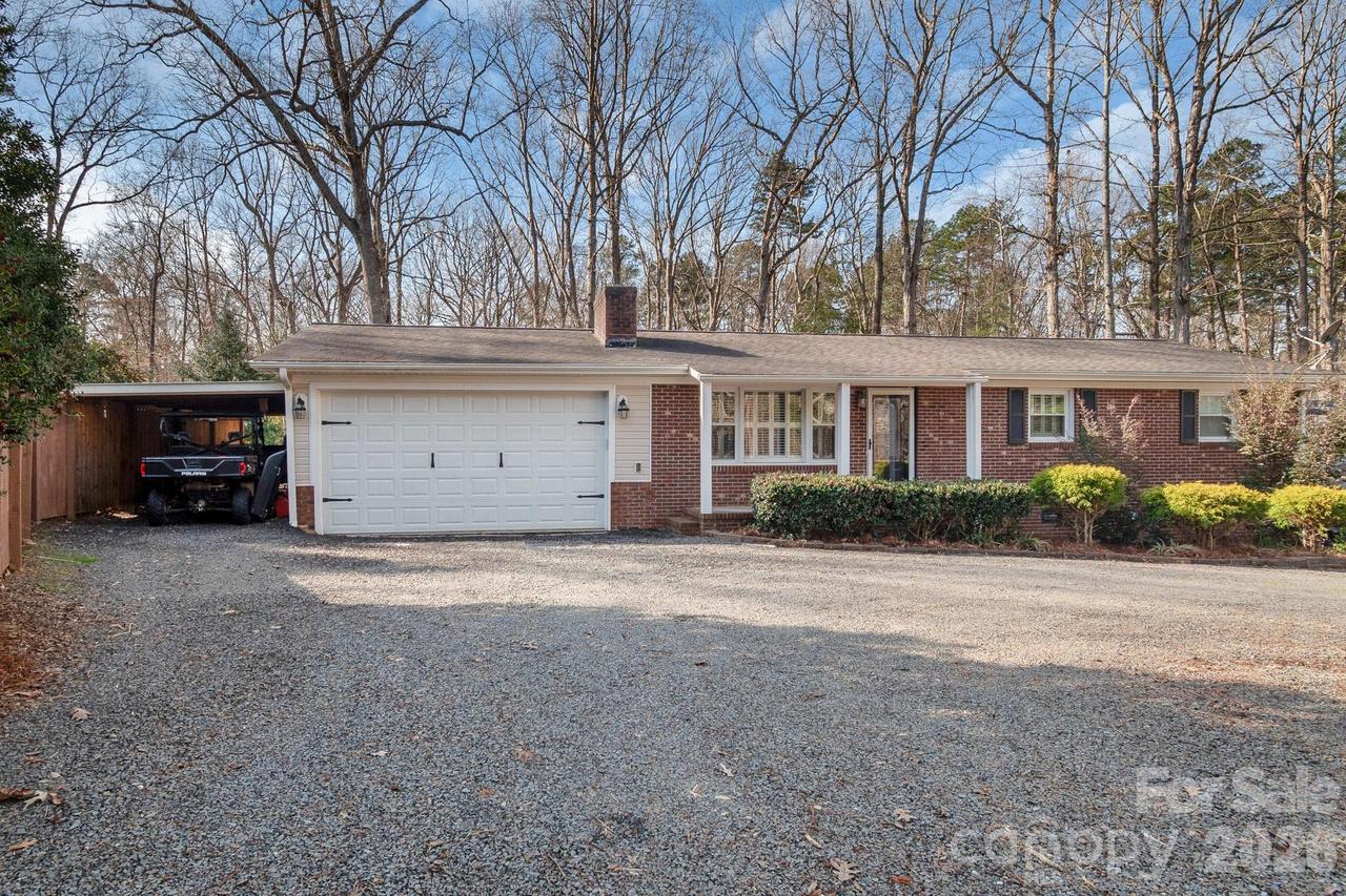 127 Possum Rd., Mount Gilead, NC 27306