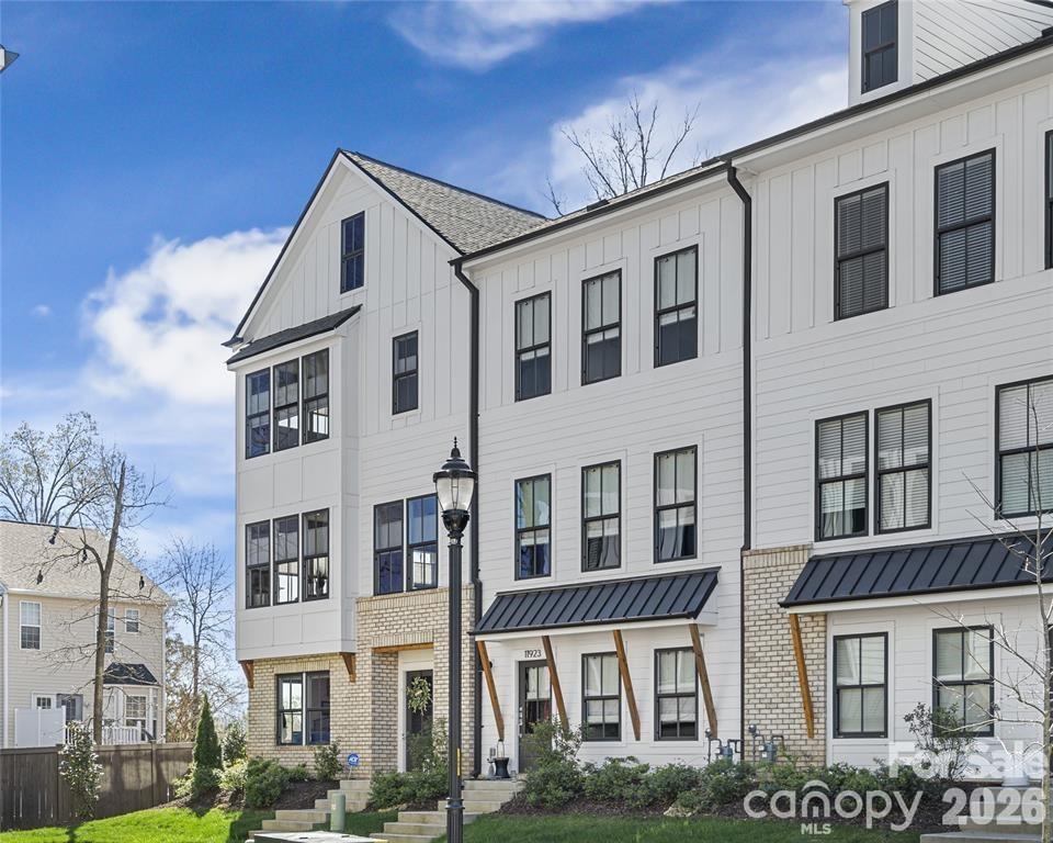 11921 Fiddlers Roof Ln., Charlotte, NC 28277