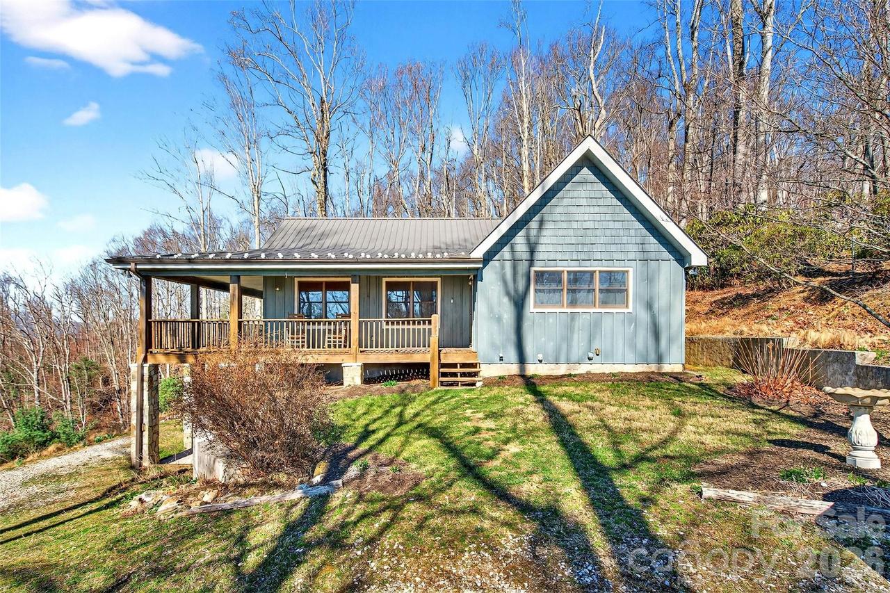 163 Walter Cir., Spruce Pine, NC 28777