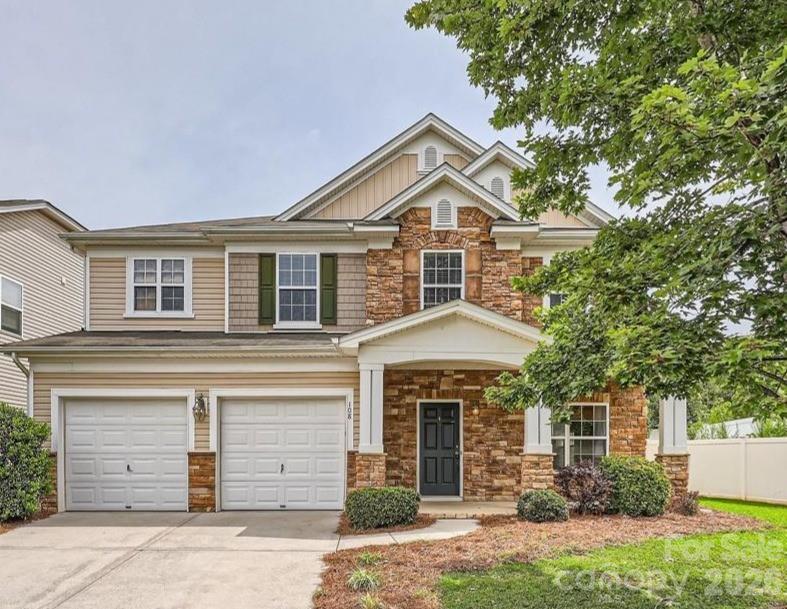 108 Sand Spur Dr., Mooresville, NC 28117