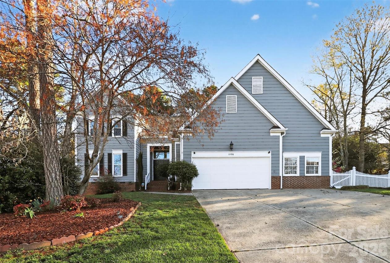 6300 Hawkwood Ln., Charlotte, NC 28277