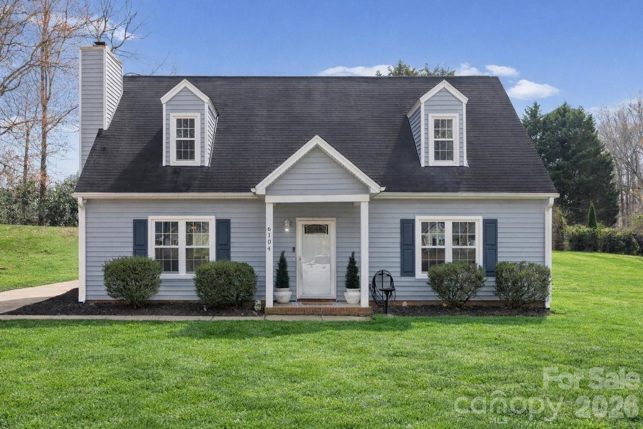 6104 Sunbridge Ct., Charlotte, NC 28269