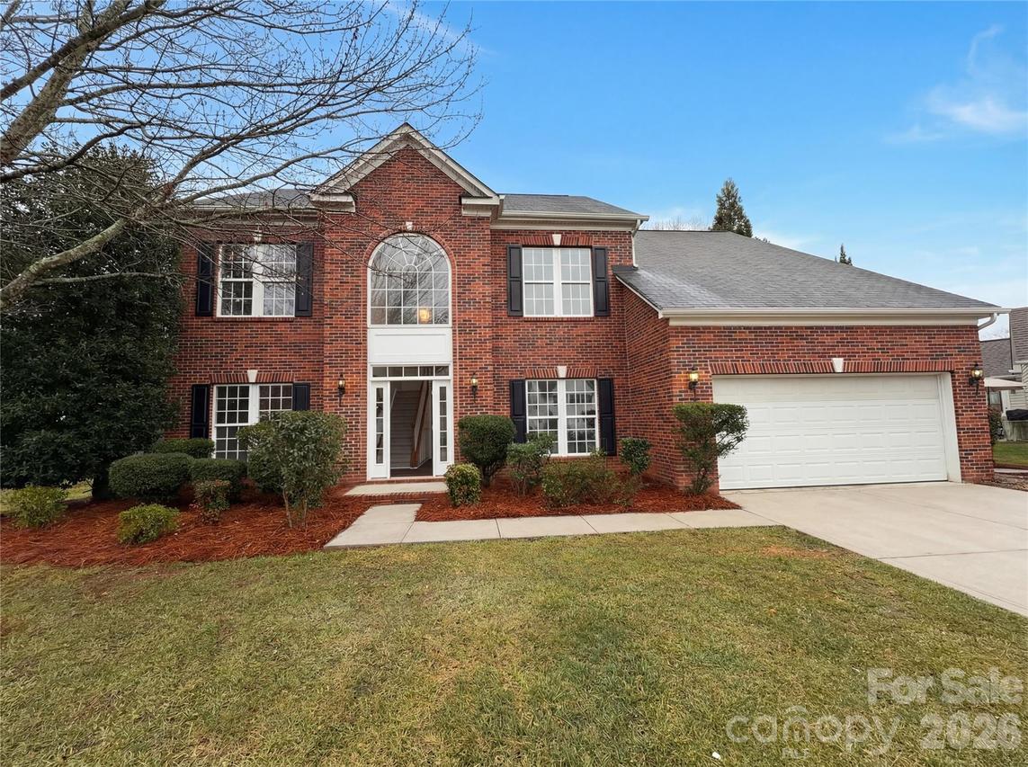 2718 Phillips Woods Ln., Matthews, NC 28105