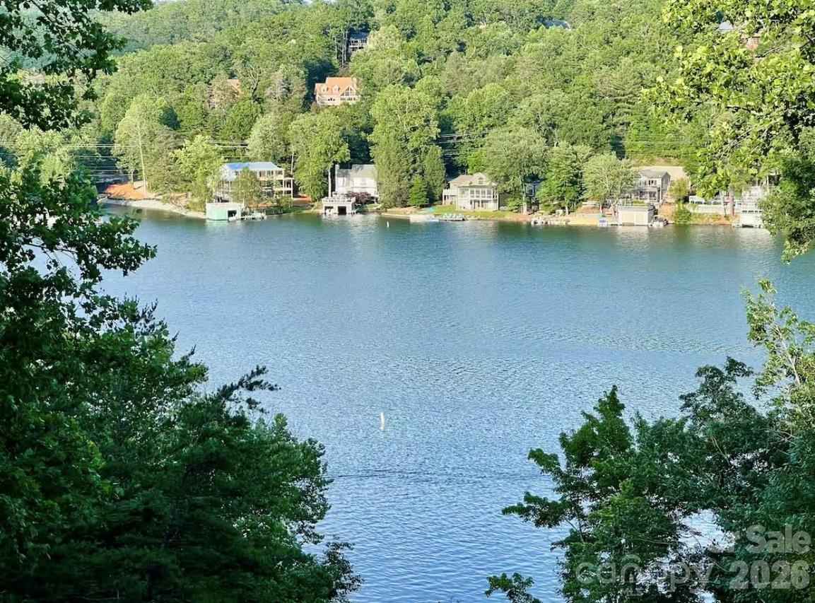 155 Quail Cove Blvd., Lake Lure, NC 28746
