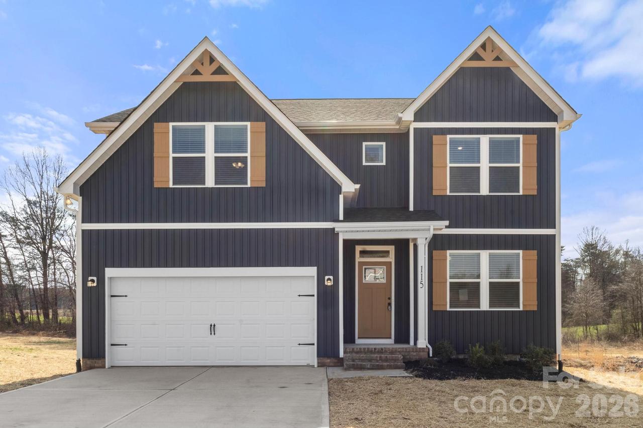 115 Indian Wells Ct., Harmony, NC 28634