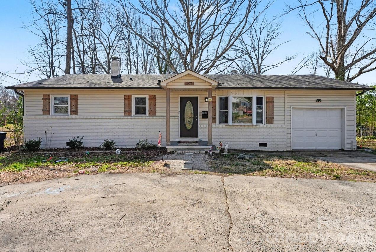 207 Hovis Rd., Stanley, NC 28164