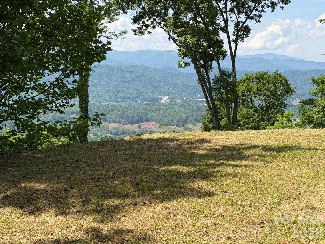 399 Goodson Spring Rd., Waynesville, NC 28786