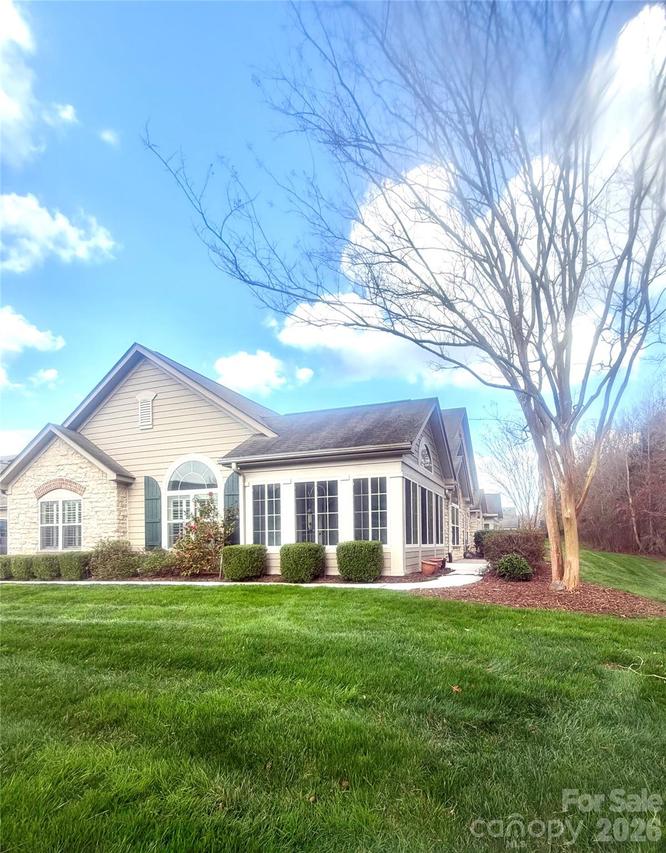 3524 S Bank Ct., Matthews, NC 28105