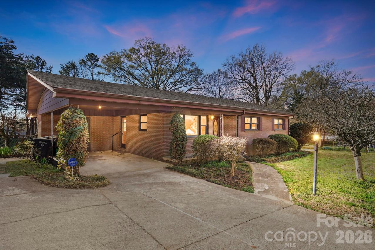 456 Debra Cir., Concord, NC 28025