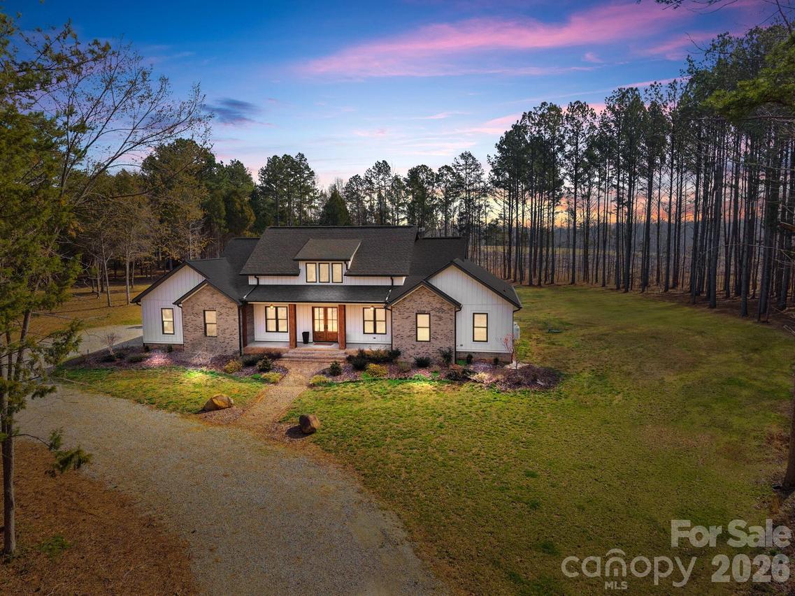 465 Baxx Dr., Salisbury, NC 28147