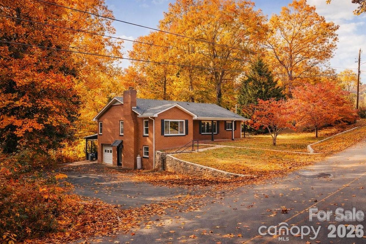 292 Skyline Dr., Canton, NC 28716