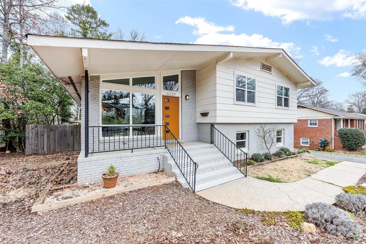 6229 Springfield Dr., Charlotte, NC 28212