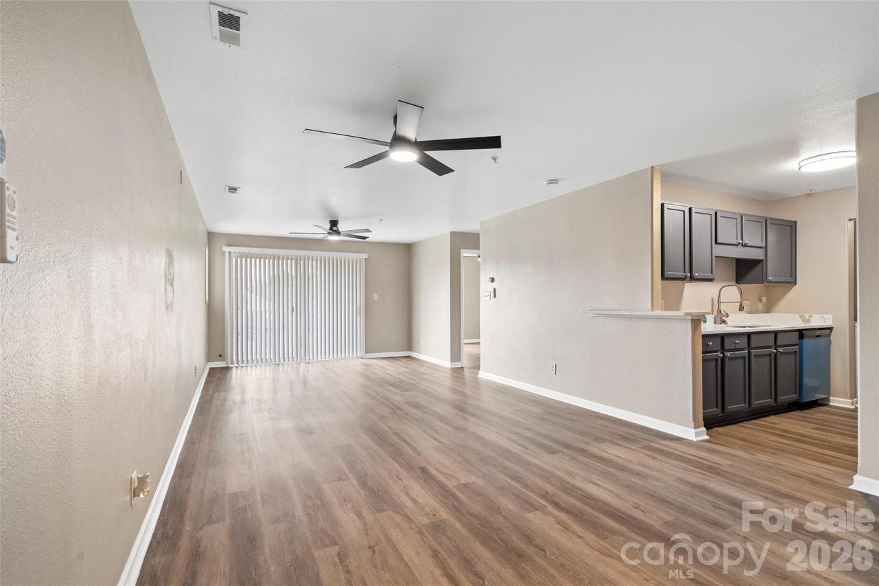 1134 Plaza Walk Dr., Charlotte, NC 28215