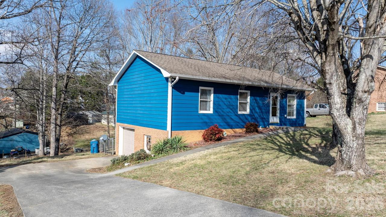 3384 Sheely Rd., Lenoir, NC 28645