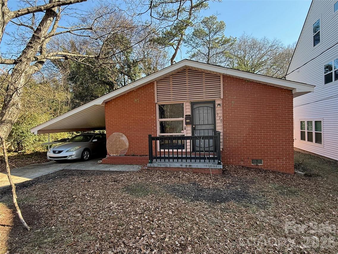 1920 Irma St., Charlotte, NC 28216