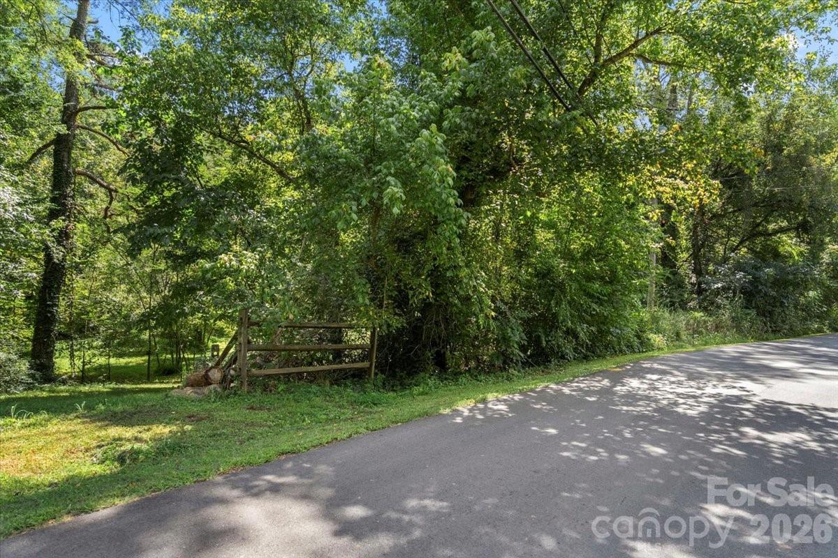 00 Bell St., Mount Holly, NC 28120