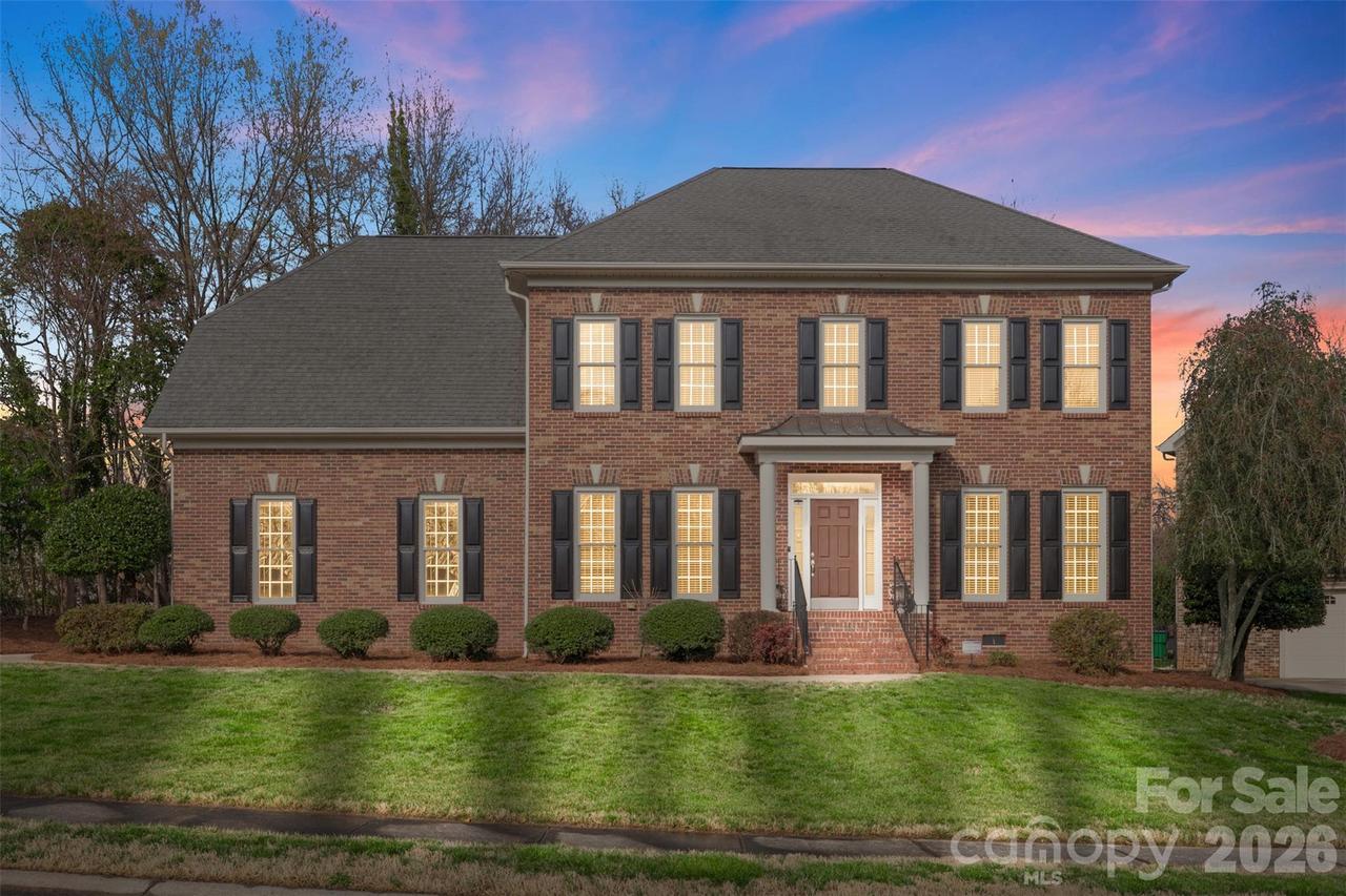 6817 Thornton Oaks Ct., Charlotte, NC 28270