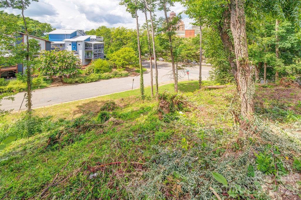 99999 Hazzard St. #15, Asheville, NC 28801