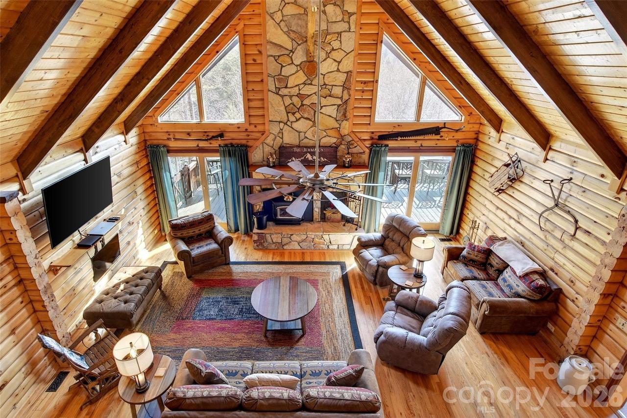 542 Allen Mountain Ln., Spruce Pine, NC 28777