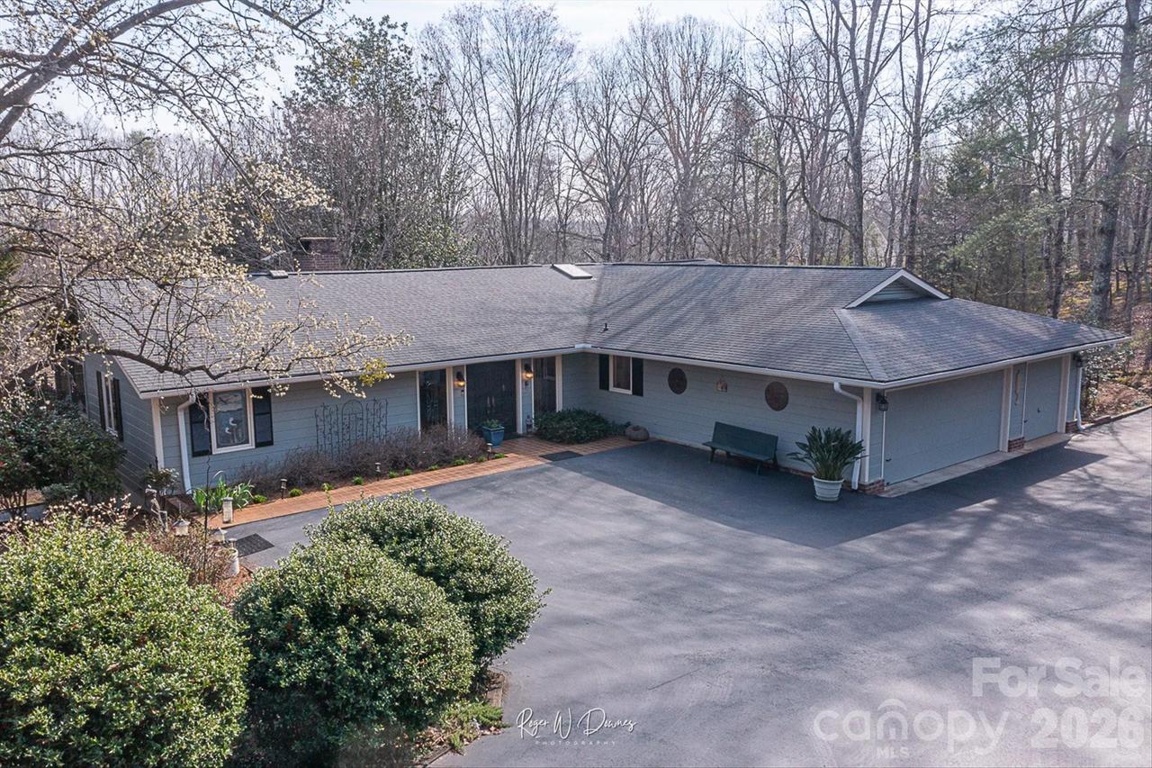 133 Towhee Ln., Tryon, NC 28782