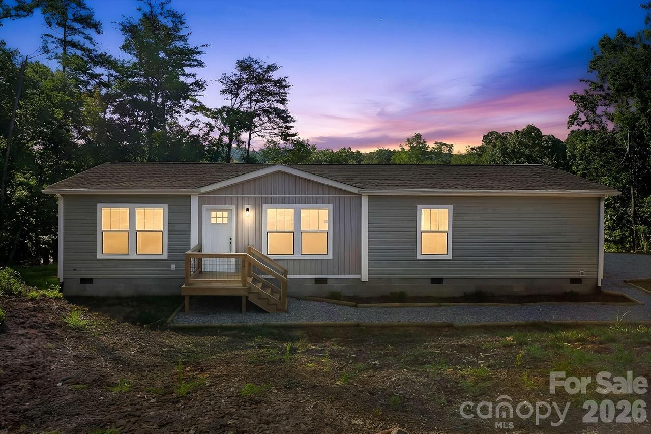 90 S Cascades Dr., Nebo, NC 28761