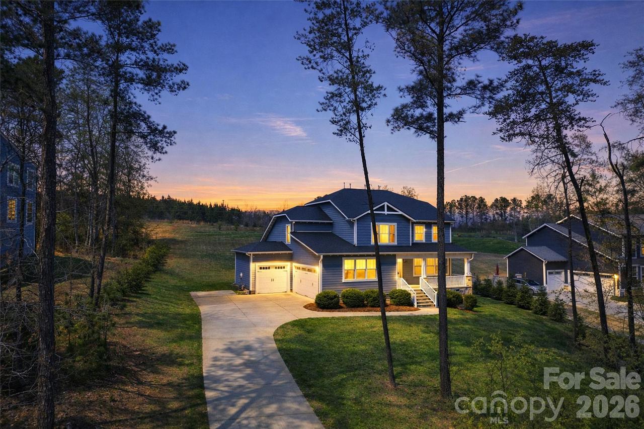 4243 Island Fox Ln., Denver, NC 28037