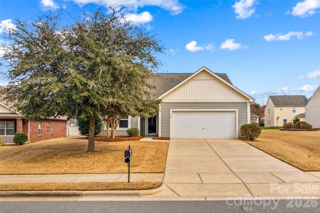128 Water Ski Dr., Statesville, NC 28677