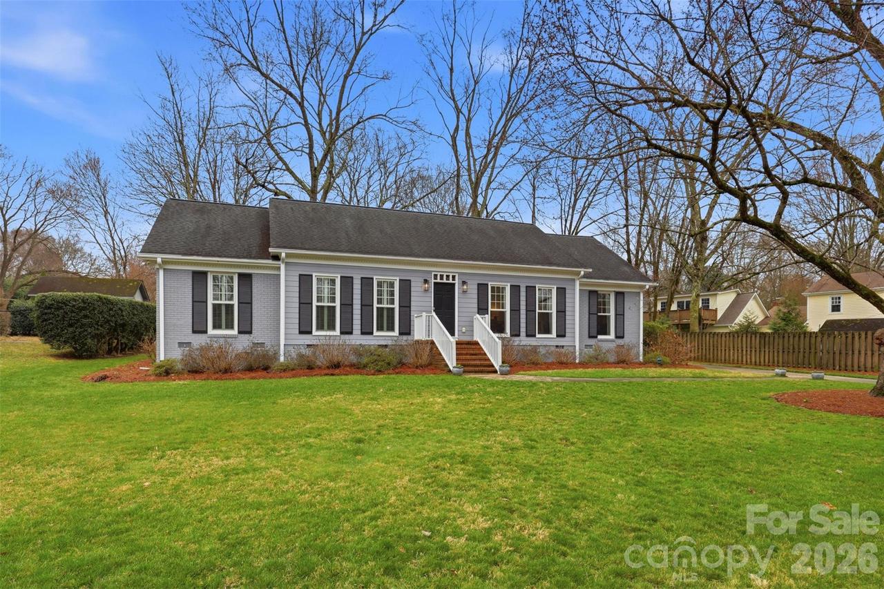 3623 Chevington Rd., Charlotte, NC 28226