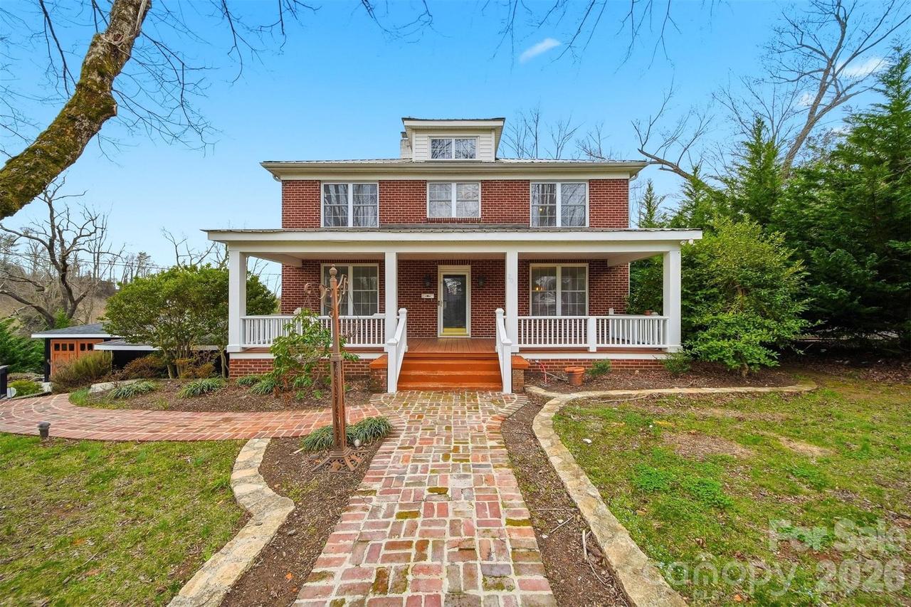 209 Abernathy St., Lenoir, NC 28645