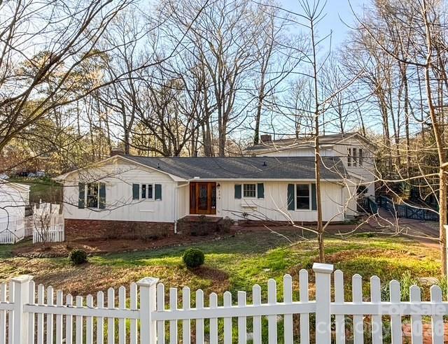 408 Wilby Dr., Charlotte, NC 28270