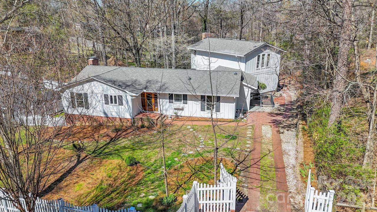 408 Wilby Dr., Charlotte, NC 28270