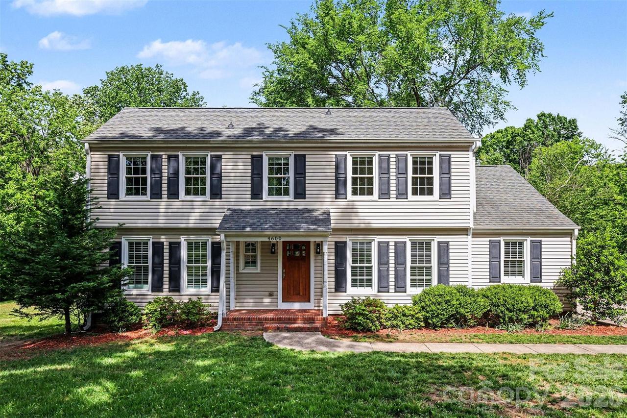 4600 Bournewood Ln., Charlotte, NC 28226