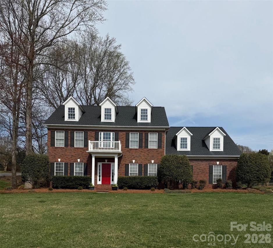 2716 Charleston Ct., Claremont, NC 28610