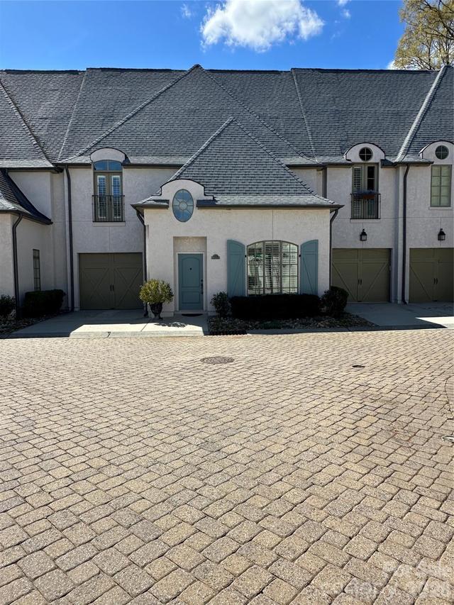 4508 Avignon Ln., Charlotte, NC 28226